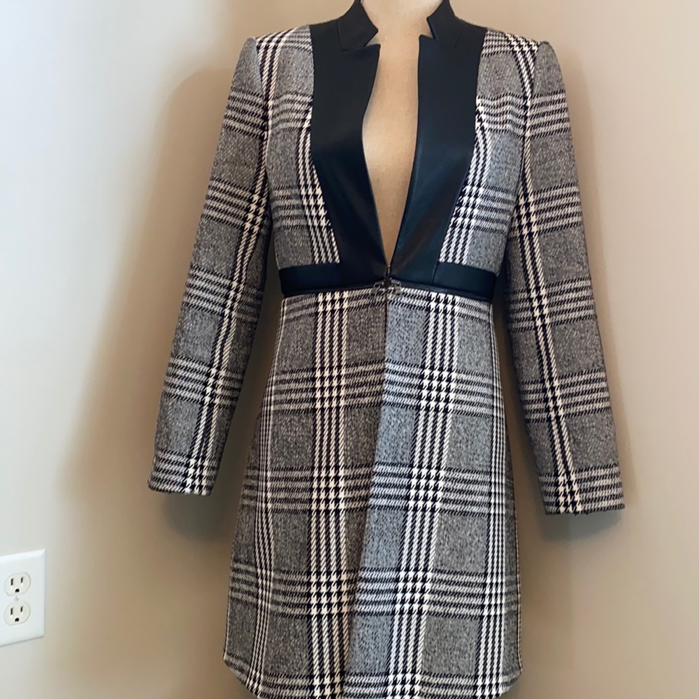 BCBG MaxAzria black and white long blazer
